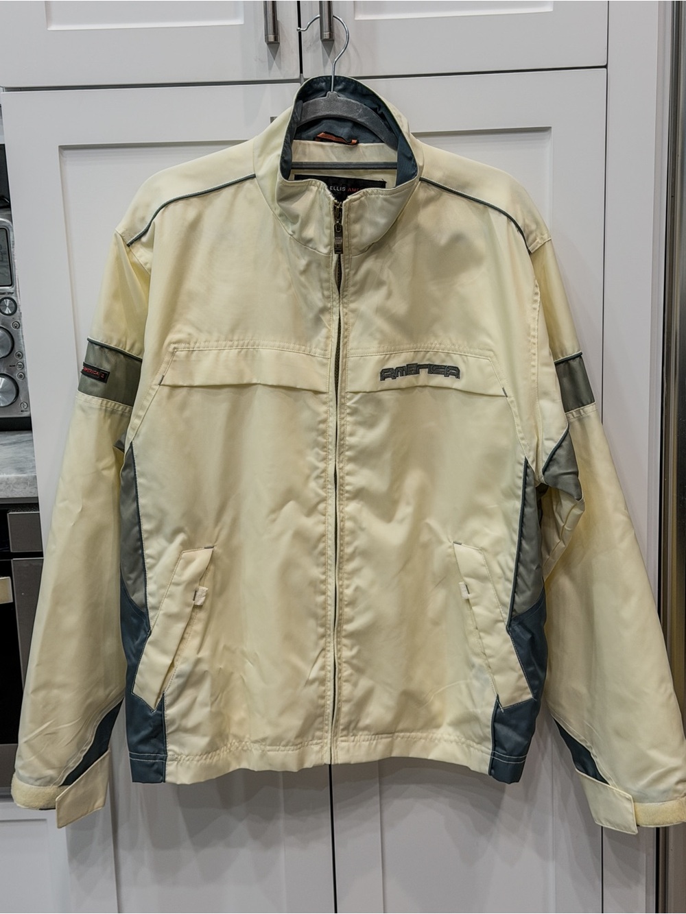 Vintage Perry Ellis 76 Men’s Full Zip Winderbreaker. NWOT